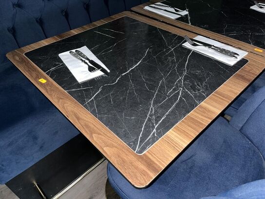 2. Stk Høj cafe borde, 2. Stk. Høj cafe stole i stof, Sofa modul i stof