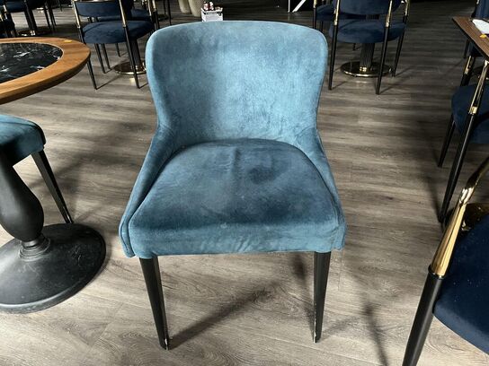 Rundt Cafe bord m. 2. Stk. Stole i stof