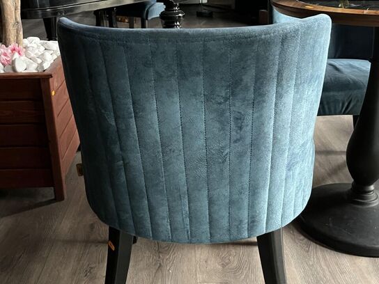 Rundt Cafe bord m. 2. Stk. Stole i stof