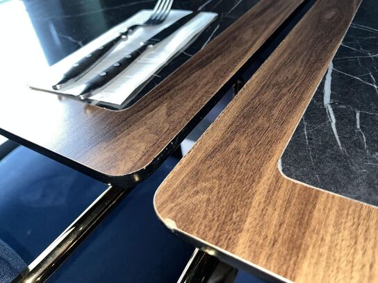 2. Stk. Cafe borde, 2. Stk. Stole i Stof, Sofa modul