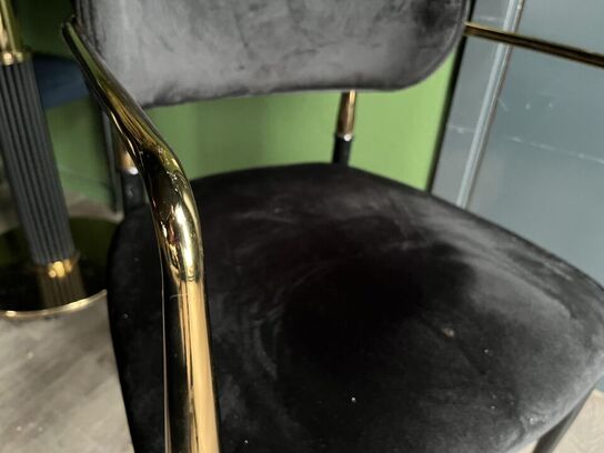 2. Stk. Cafe borde, 4. Stk. Stole i Stof