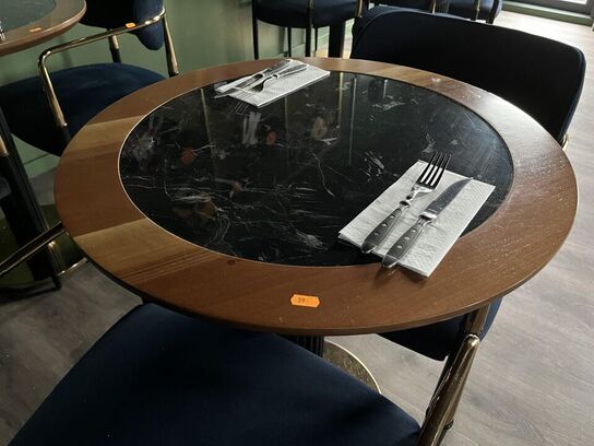 Rundt Cafe bord m. 2. Stk. Stole i stof