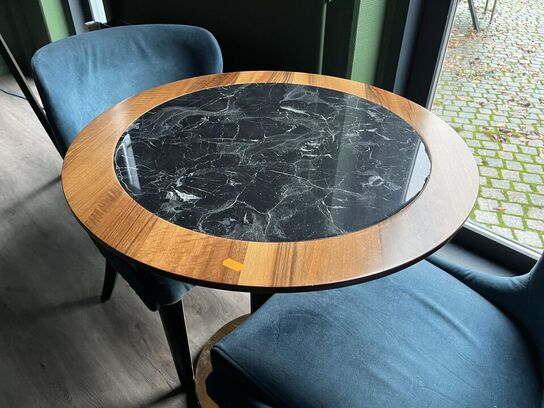 Rundt Cafe bord m. 2. Stk. Stole i stof