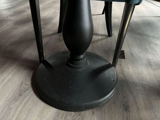 Rundt Cafe bord m. 2. Stk. Stole i stof