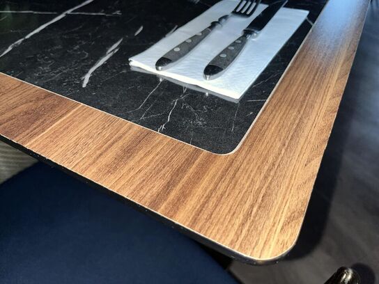 1. Stk. Cafe borde, 2. Stk. Stole i Stof