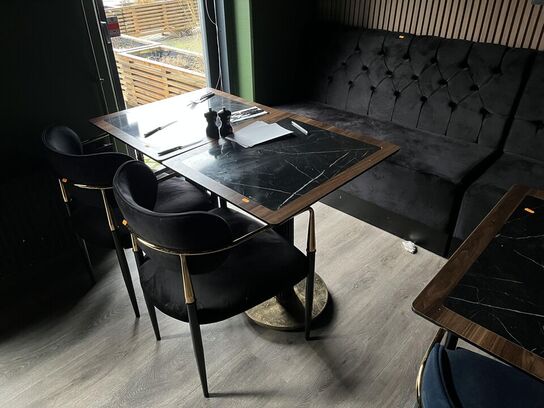 2. Stk. Cafe borde, 2. Stk. Stole i Stof, Sofa modul