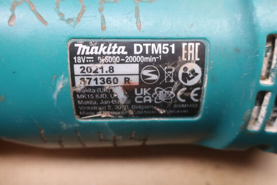  Dyksav, vinkelsliber, multiværktøj mv.  MAKITA  Model: DGA 506, DJV 181,  DTM51
