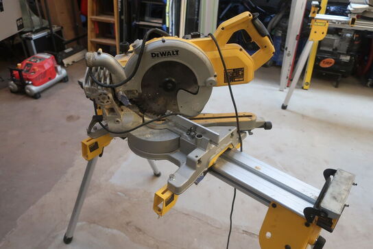 Kap-/Geringssav DEWALT Model: DWS778/ DE77024 -XJ