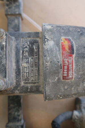 2 stk. Omrøre/ Røreværk IBENSTOCK  Model: EHR 201 L