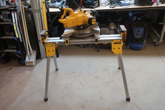 Kap-/Geringssav DEWALT Model: DWS777/ DE7033 - XJ