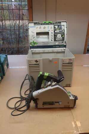 Dyksav/ Skæreskinne FESTOOL Model: TS 55 REBQ