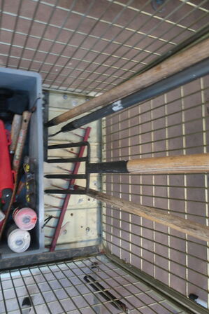 Samling: Haveredskaber, værktøj mv. 