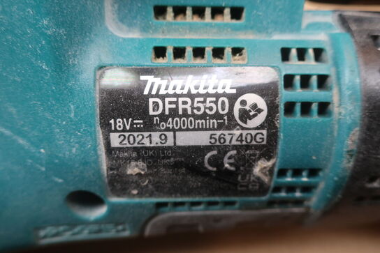 Dyksav, multiværktøj, sømpistol mv.  MAKITA  Model: DFR550, DJV181, DTM51