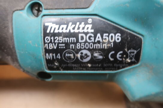  Dyksav, vinkelsliber, multiværktøj mv.  MAKITA  Model: DGA 506, DJV 181,  DTM51