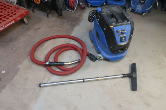 Industristøvsuger NILFISK Model: ATTIX 33-2H PC