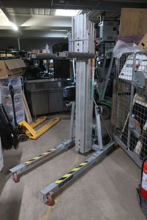 Løftevogn SUMNER MANUFACTORING Model: 2118