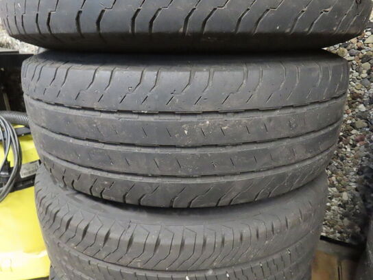 2 sæt hjul til varevogn