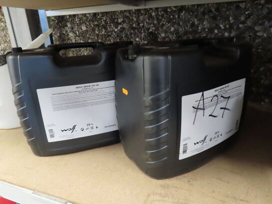 Div. olier bl.a. traktor og motorolie