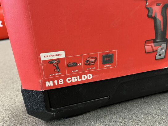 Milwaukee M18, m. batterie