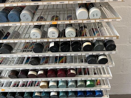 Diverse Autolak mange farver