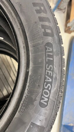 4 stk. helårsdæk 255/55R18 98V