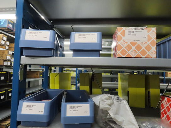 4 fag med hjulbolte og reservedele