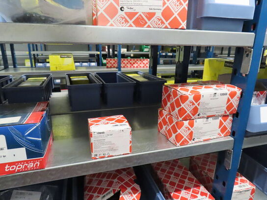 4 fag med hjulbolte og reservedele