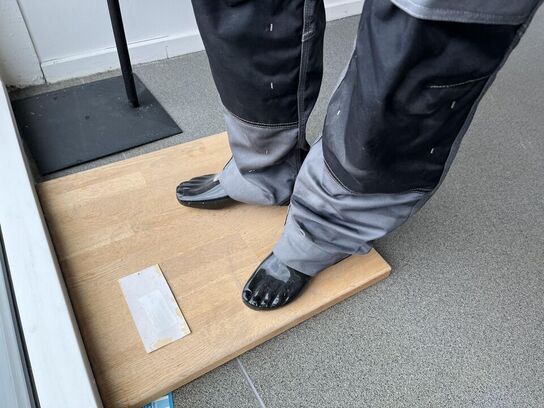 2. Stk. Udstillings Giner og 3. Stk. Bruntpapir 