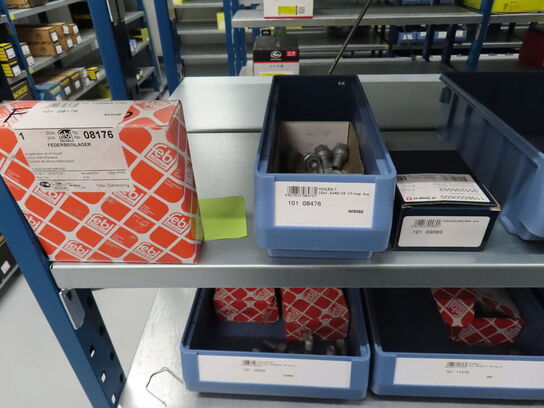 4 fag med hjulbolte og reservedele