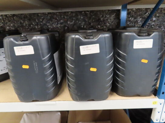 Div. olier bl.a. traktor og motorolie