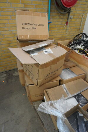 Palle med lygteglas til advarselslamper