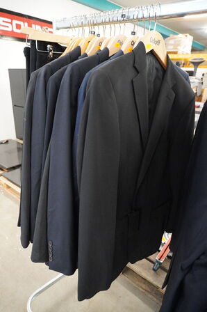 190 stk. Herre- & Dametøj NOS, CLAIRE, SUNWILL, NIMBUS m.fl.