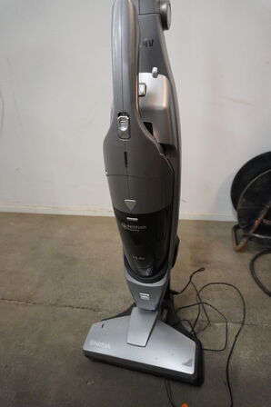 Opladelig støvsuger NILFISK Handy