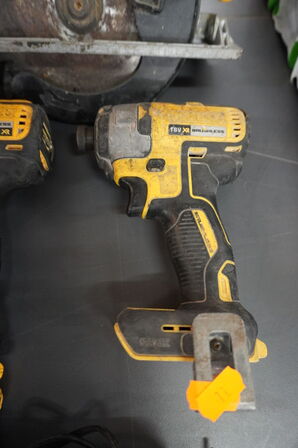 3 stk. Akku-værktøj DEWALT