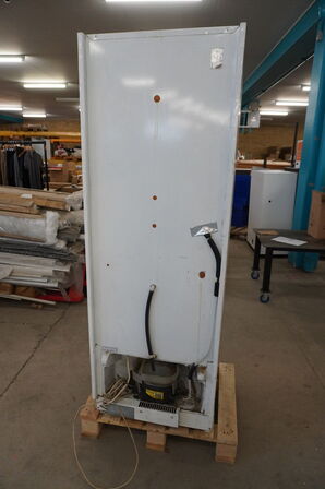 Displaykøleskab GRAM K6400