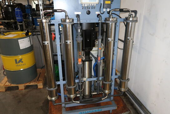 Rense-pumpestation med filtersystem, køling
og nødmotorer ACCUSTRIP