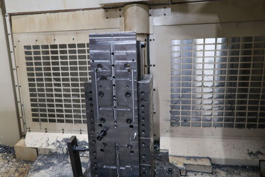 CNC bearbejdningscenter OKUMA MX-60HB