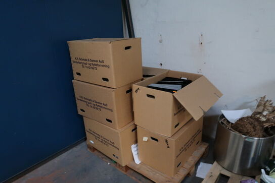 3 stk. paller med 3 dunke olie ATF M3 Plus m.m.