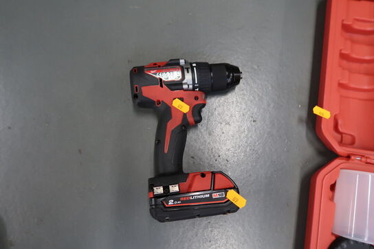 Akku bore/skruemaskine MILWAUKEE M18 CBLPD med batteri