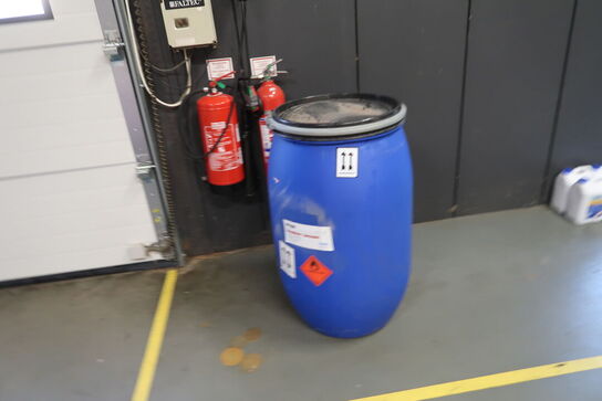 Div. EURO-Paller, plejemidler EURO PART, tønde med indhold, lagerreoler m.m.