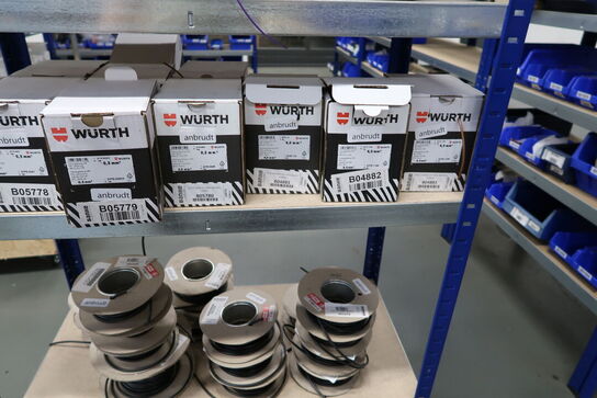 Lagerreoler med div. Skruer WÜRTH m.m.