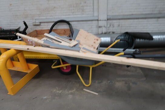 Trillebør med indhold