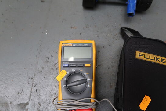 True RMS Multimeter FLUKE 175
