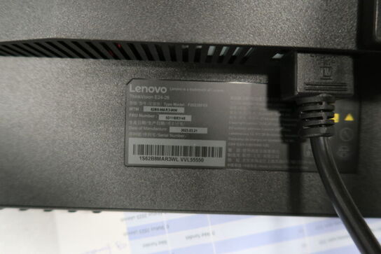 2 stk. computerskærme LENOVO E24-28, dockingstation LENOVO ThinkPad, 