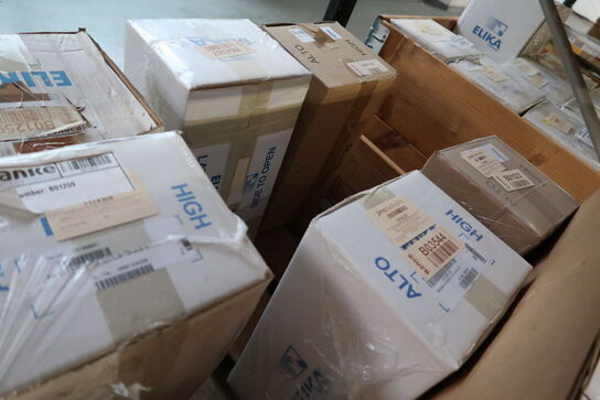 Palle med div. Pumper PMCHYDRAULICS m.m.