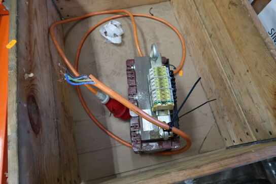 Paller med testsimulator m.m.