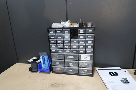 Arbejdsbord med indhold