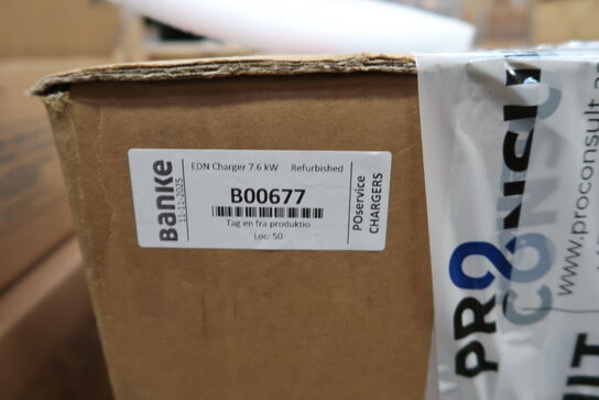 Palle med batteri ladere EDN GROUP 7.6 kW CMP Batteri Charger m.fl.