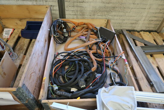 Paller med testsimulator m.m.