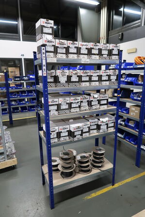 Lagerreoler med div. Skruer WÜRTH m.m.